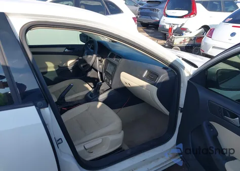 2011 Volkswagen Jetta 2.5L Se z USA, uszkodzony, nr VIN 3VWDX7AJ8BM394728